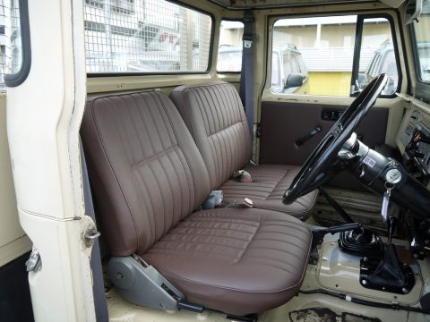 ＦＪ４５　ピックアップ　ベージュ　内装　張り替え